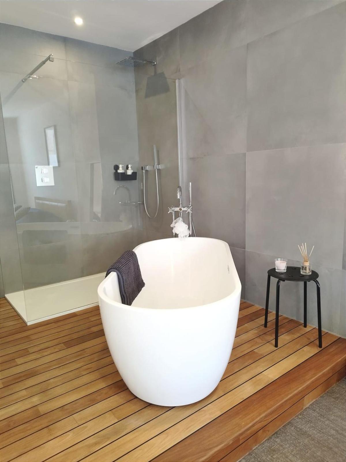 Elegant In The Heart Of Just Steps From The Chateau Apartamento
