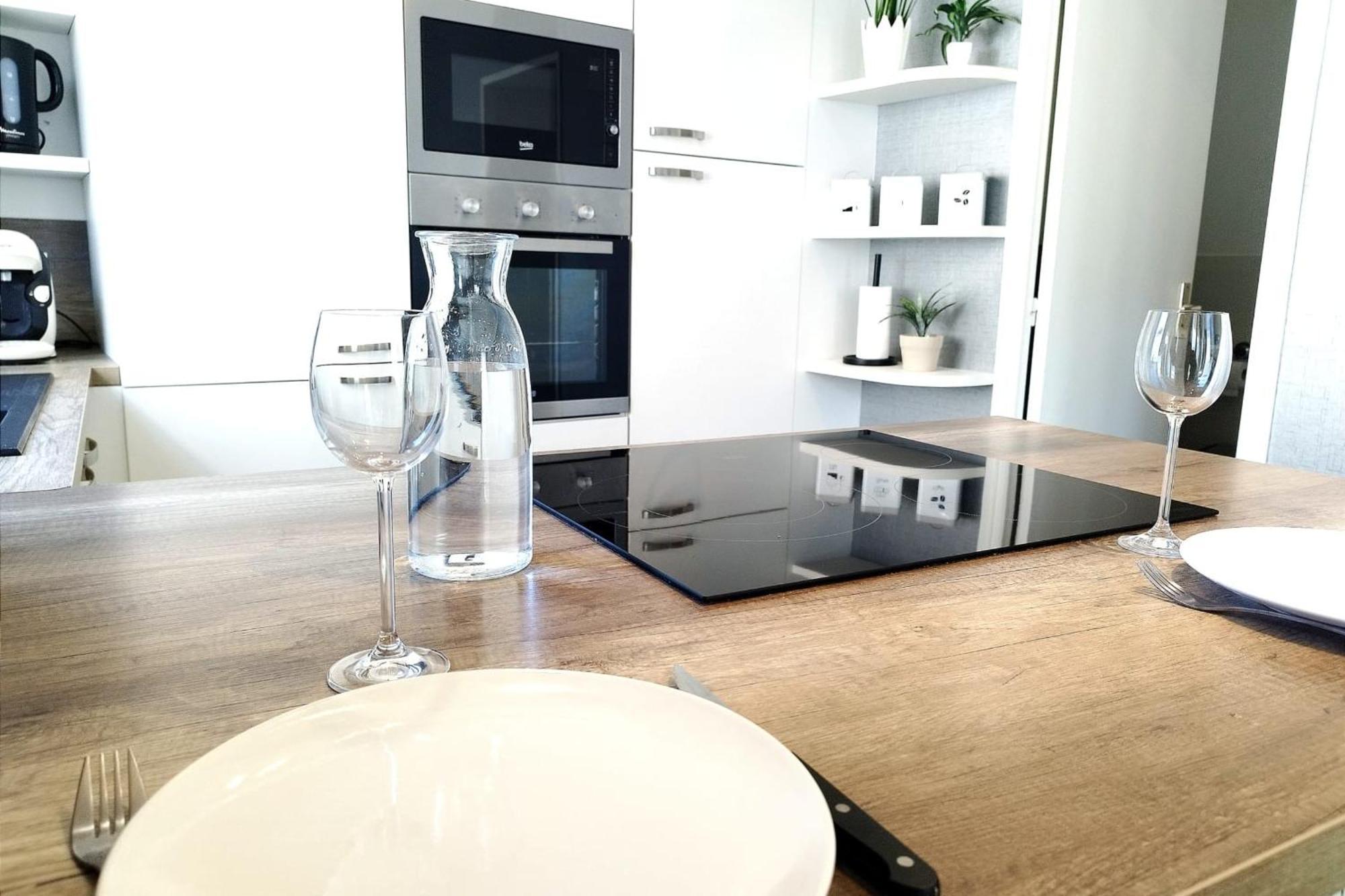Apartamento Elegant In The Heart Of Just Steps From The Chateau *